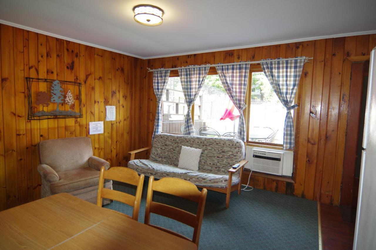 Cramers Point Lake Breeze Lake George Exterior photo